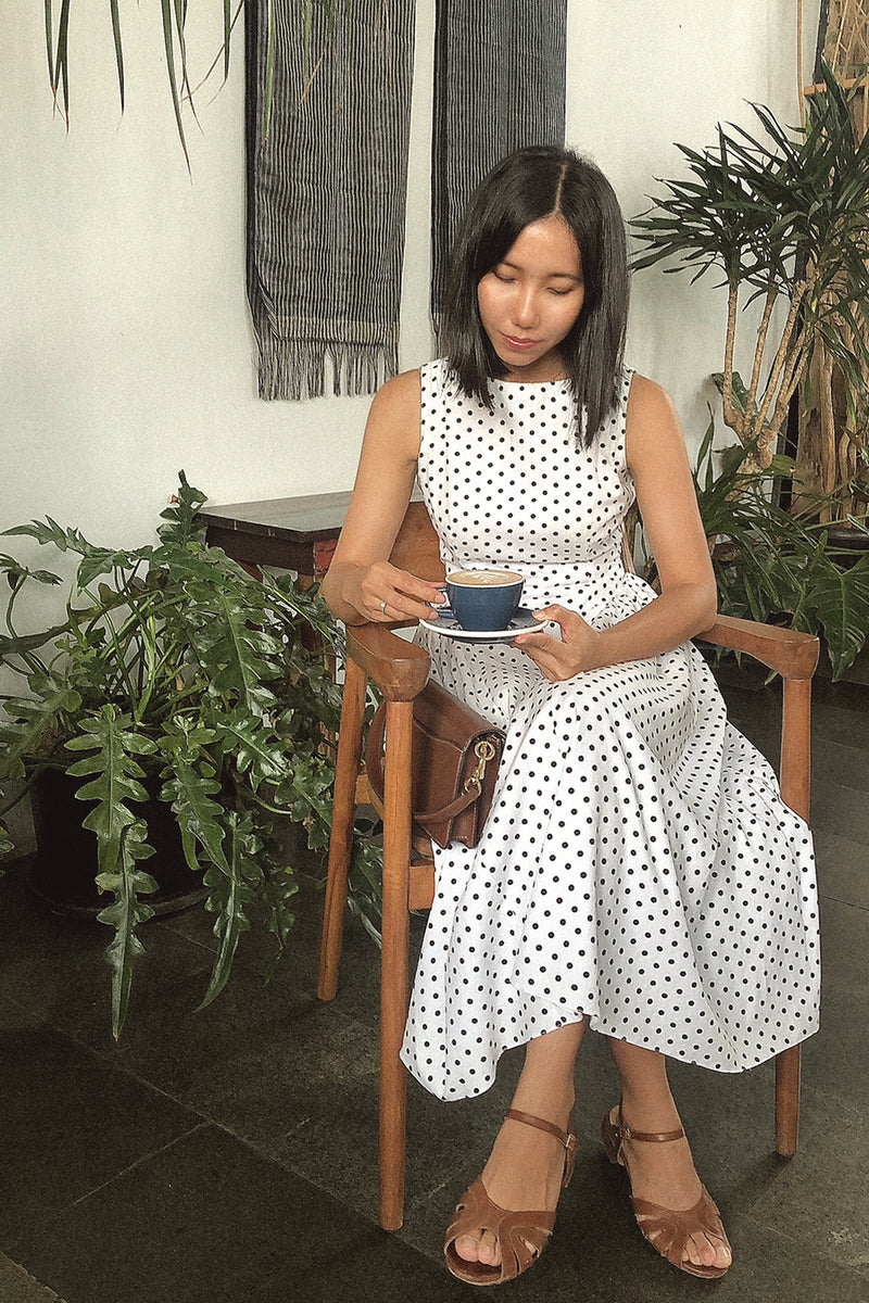 amy midi dress Amy Puff Sleeve Midi Dress Laree + Co