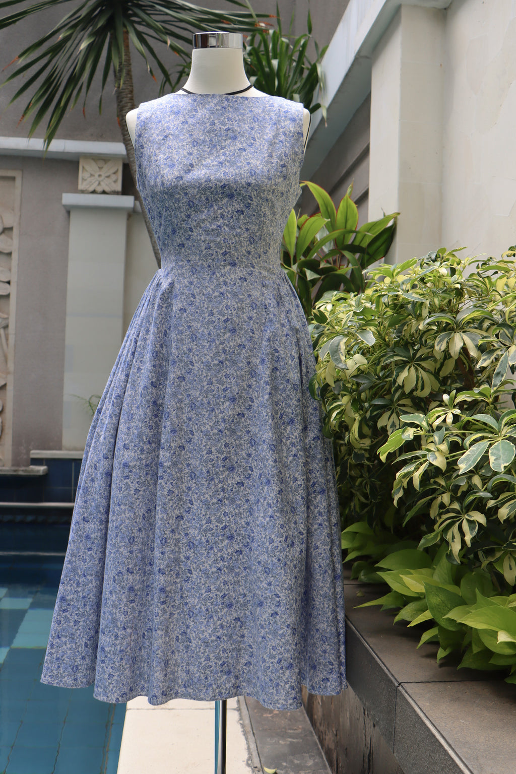 Anouk Midi Dress